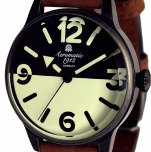 Aeromatic A1366 Retro Panzer-Feldhaubitze Watch